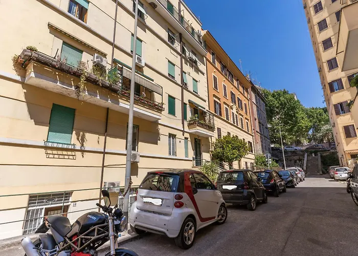 Trilocale Indipendente Vicino Metro Per Colosseo - Domus In